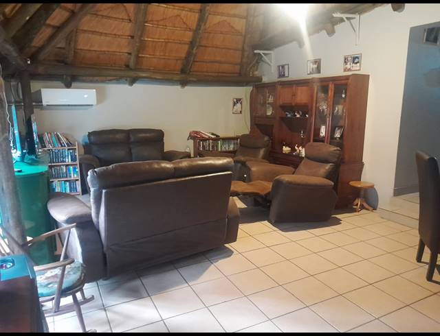 3 BEDROOM HOUSE FOR SALE IN BO-DORP